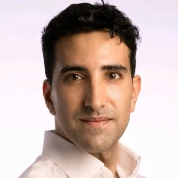 Dr Arrash Yassaee picture